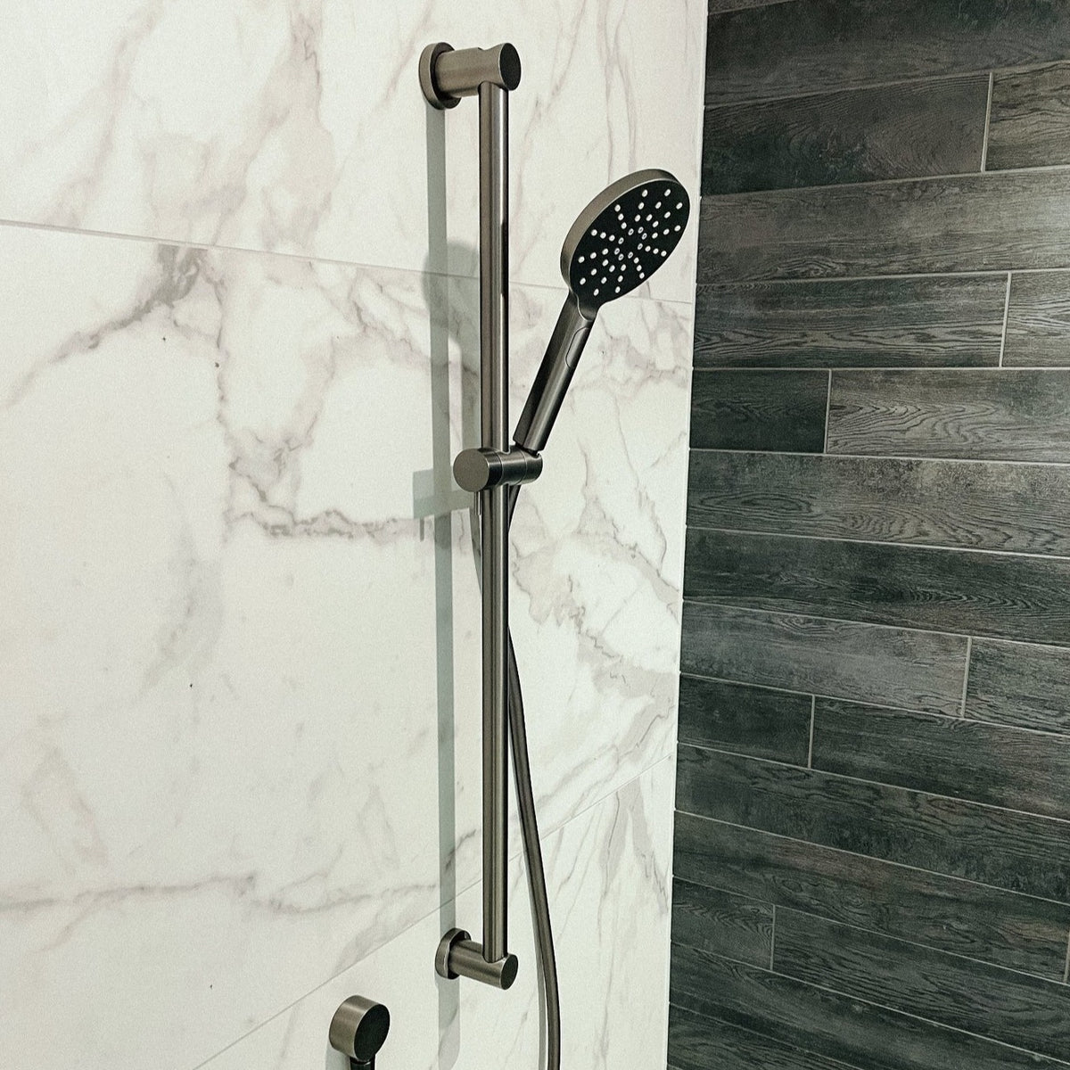 CODE INDUSTRY SLIDE SHOWER GUNMETAL – Elite Bathroomware